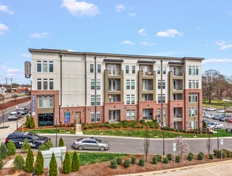Plus de détails pour 222 S Main St, Mooresville, NC - Logement à vendre