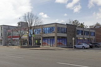 Plus de détails pour 252-260 Lakeshore Rd E, Mississauga, ON - Local commercial à louer