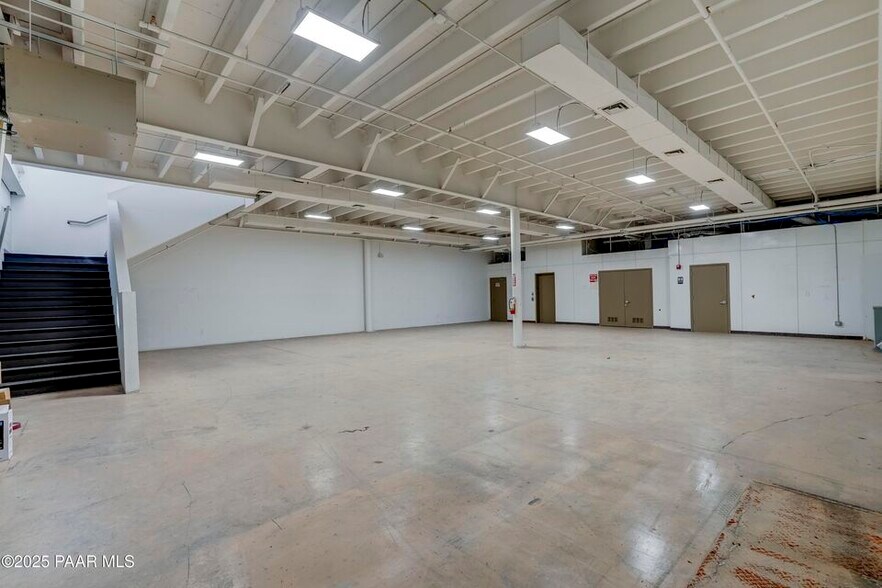 430 N Mount Vernon Ave, Prescott, AZ à louer - Photo de l’immeuble – Image 2 sur 5