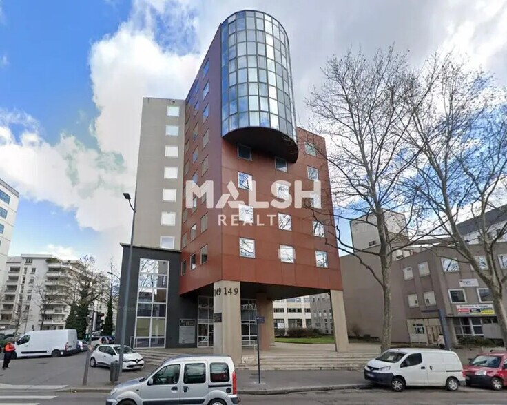 Bureau dans Villeurbanne à louer - Photo de l’immeuble – Image 1 sur 11