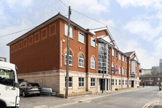 25-28 Herschel St, Slough à louer Photo de l’immeuble– Image 2 sur 2