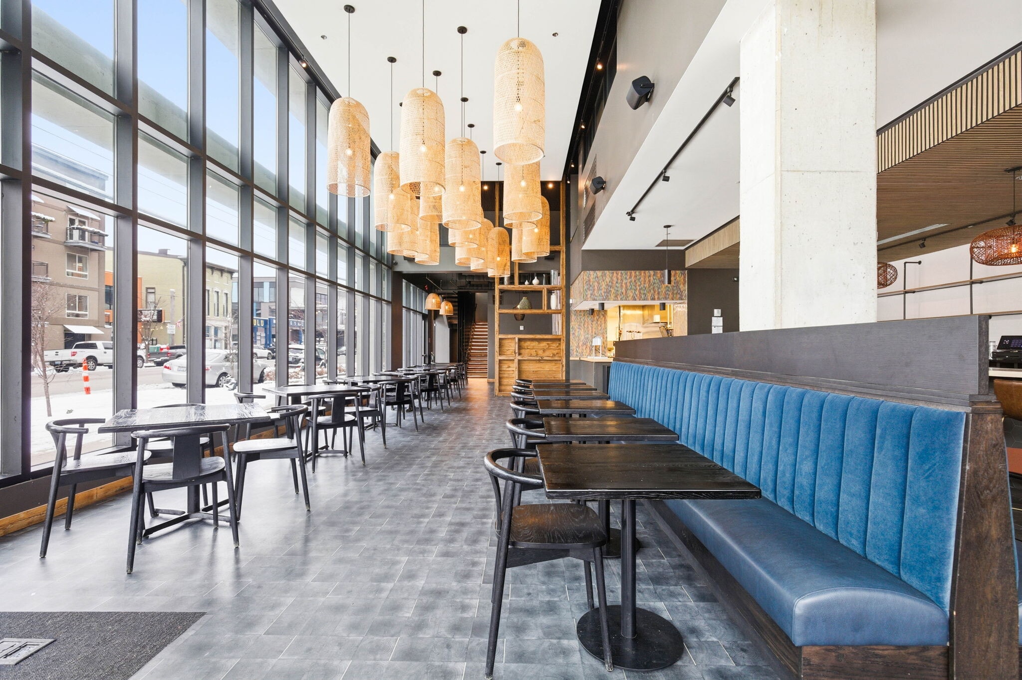 835 E Main St, Louisville, KY à louer Photo de l’immeuble– Image 1 sur 10