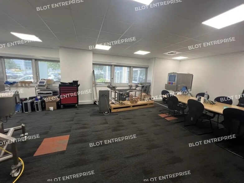 Bureau dans Nantes à louer - Photo de l’immeuble – Image 2 sur 10