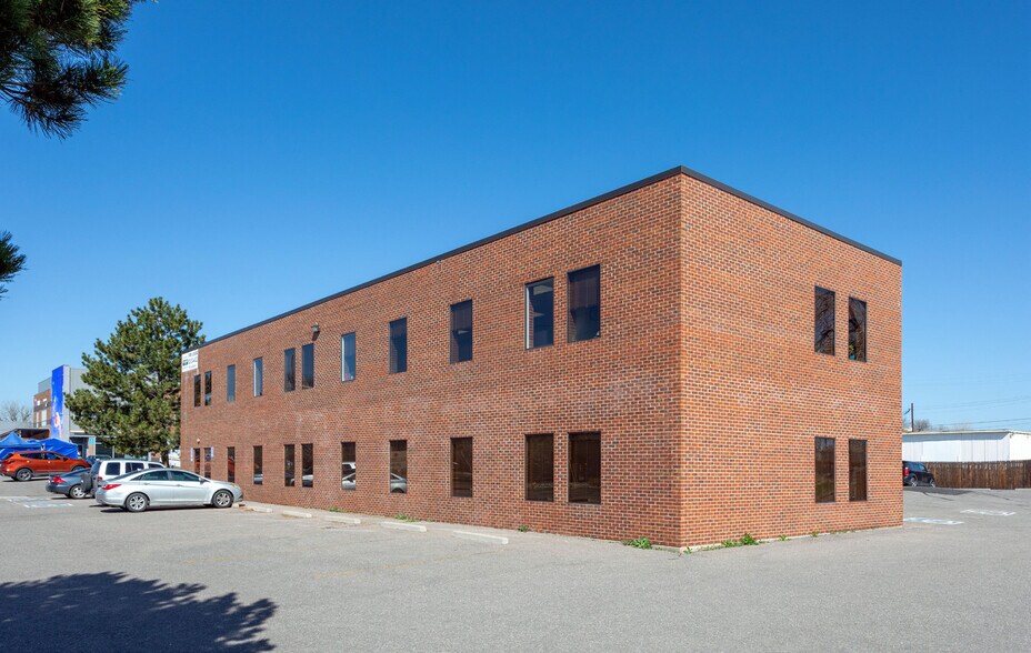 8725 W 14th Ave, Lakewood, CO à vendre - Photo principale – Image 2 sur 8