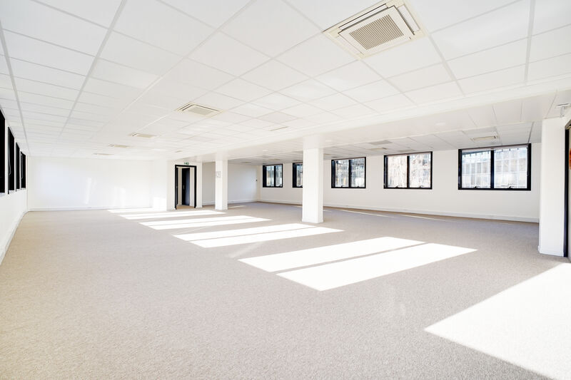 Bureau dans Levallois-Perret à louer - Photo intérieure – Image 3 sur 10
