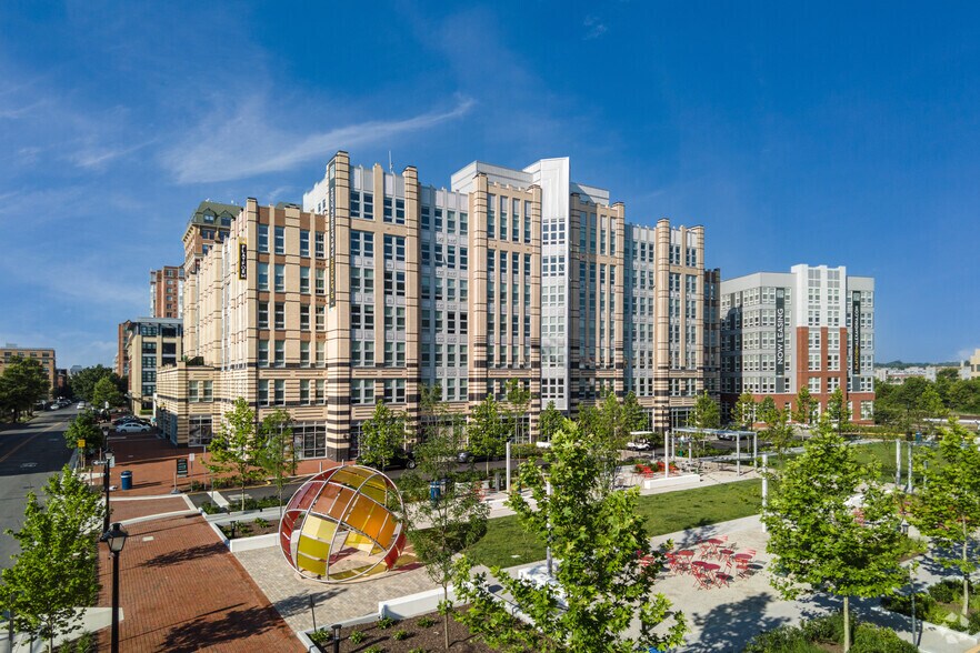 1100 N Fayette St, Alexandria, VA à louer - Photo de l’immeuble – Image 3 sur 12