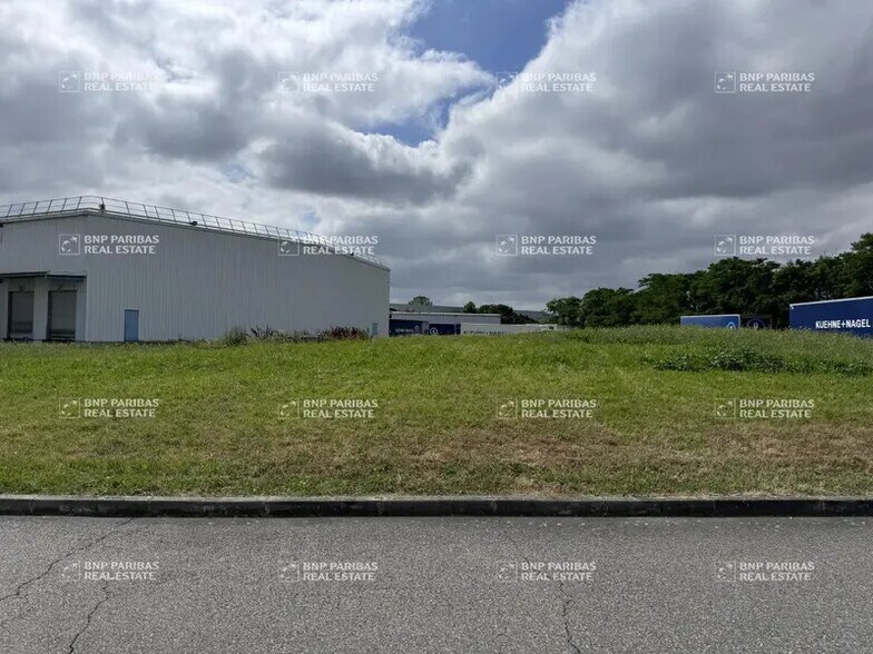 Industriel/Logistique dans Bruguières à louer - Photo de l’immeuble – Image 3 sur 18