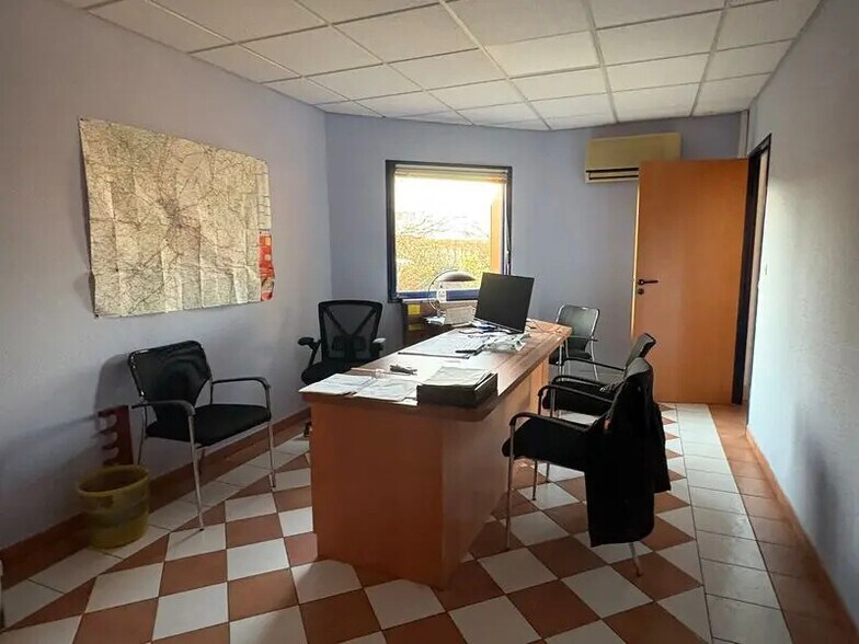 Local d'activités dans Montagny à vendre - Photo de l’immeuble – Image 3 sur 10