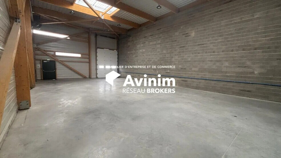 Local d’activités dans Le Havre à louer - Photo intérieure – Image 2 sur 4