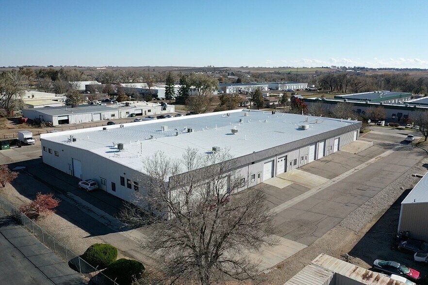 405 SE 8th St, Loveland, CO à louer - Photo de l’immeuble – Image 3 sur 8