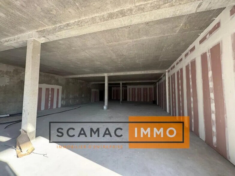 Local commercial dans Éguilles à louer - Photo intérieure – Image 1 sur 6