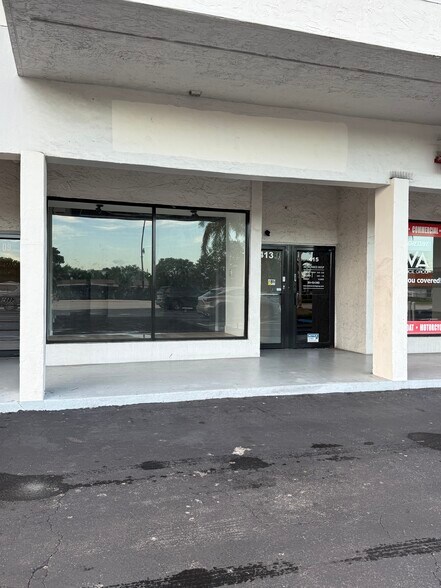 429 W Hallandale Beach Blvd, Hallandale, FL à louer - Photo de l’immeuble – Image 2 sur 6