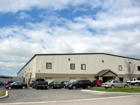 215 N 1800 W, Lindon, UT à louer - Photo de l’immeuble – Image 2 sur 4