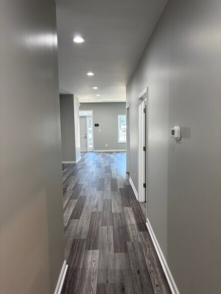 140 Bridges Rd, Mauldin, SC à louer - Photo intérieure – Image 2 sur 12