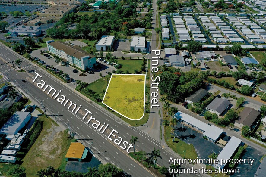0000 Tamiami Trl E, Naples, FL à vendre - Photo de l’immeuble – Image 2 sur 4
