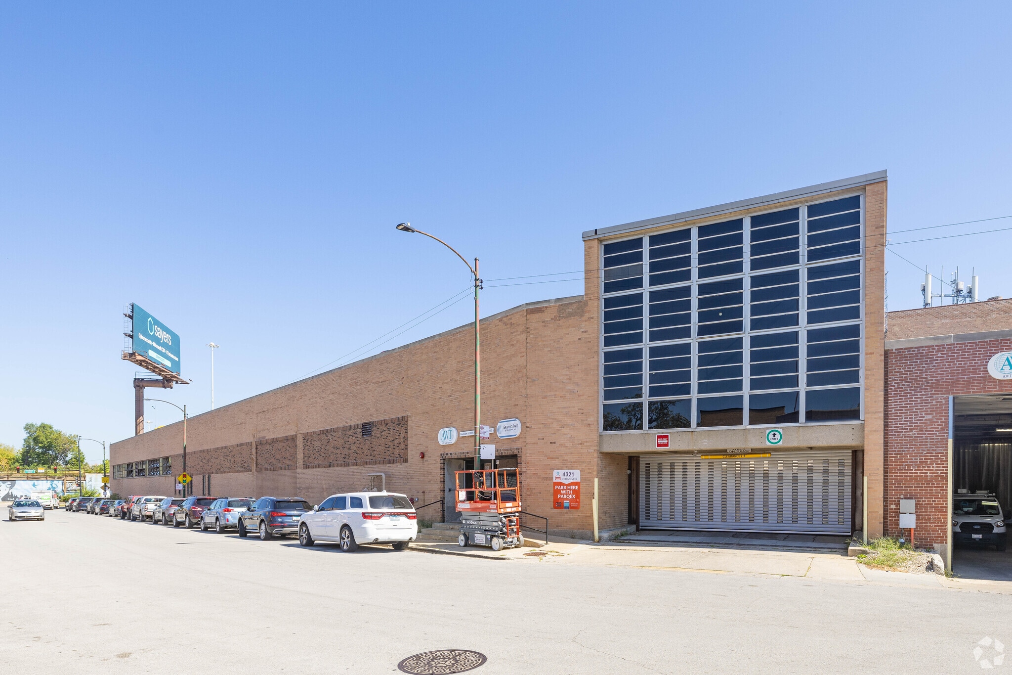 4319-4321 N Knox Ave, Chicago, IL à louer Photo principale– Image 1 sur 6