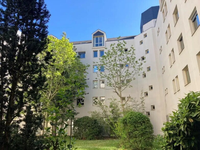 Bureau dans Nantes à vendre - Photo de l’immeuble – Image 2 sur 17