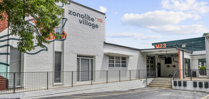 1123 Zonolite Rd NE, Atlanta, GA à louer Photo de l’immeuble– Image 1 sur 7