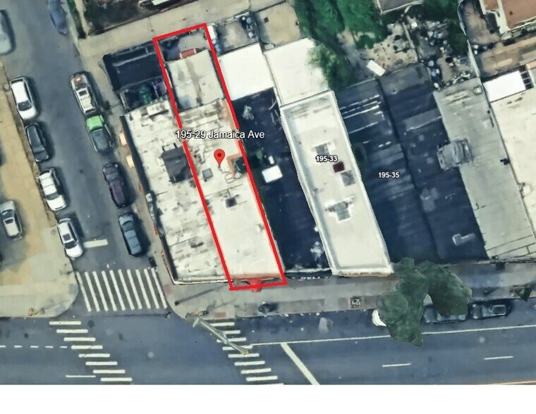 195-29 Jamaica Ave, Hollis, NY à vendre - Aérien – Image 2 sur 16