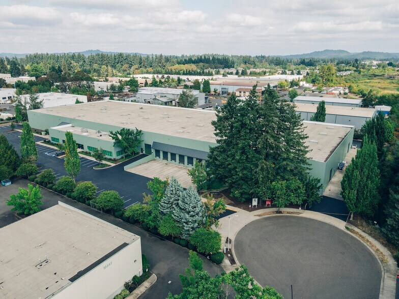 10235-10255 SW Spokane Ct, Tualatin, OR à louer - Photo de l’immeuble – Image 2 sur 8
