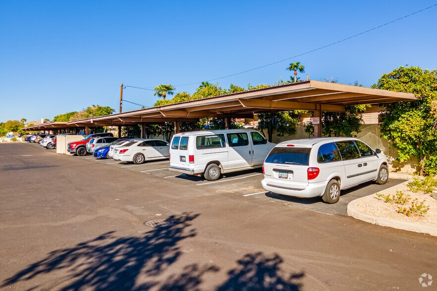14435 N 7th St, Phoenix, AZ à vendre - Photo de l’immeuble – Image 2 sur 13