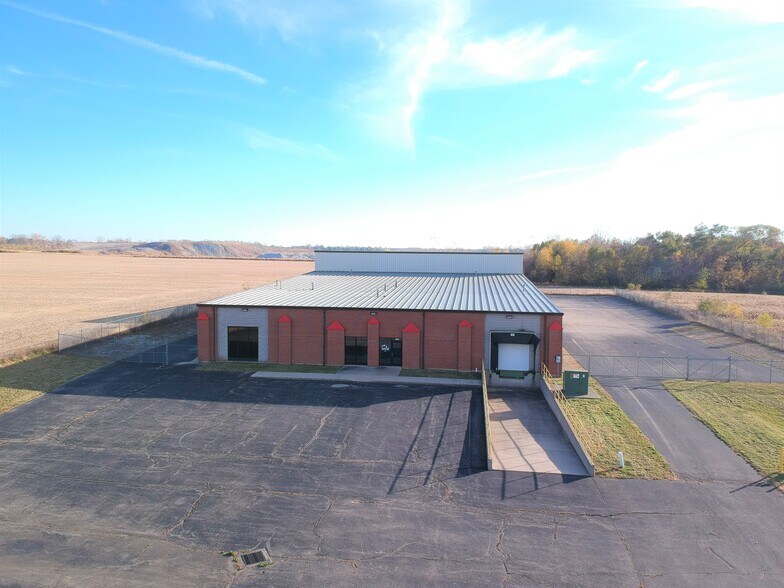 317 Wyndham Way, Piqua, OH à louer - Photo de l’immeuble – Image 2 sur 10