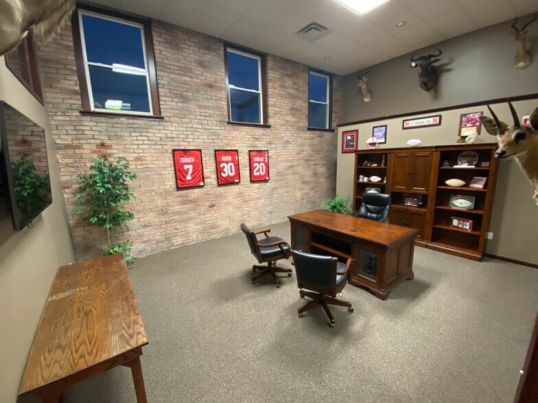 520 E St, Fairbury, NE à vendre - Photo de l’immeuble – Image 3 sur 6