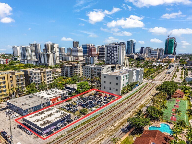 Prime Dev. Opportunity in Downtown FTL portefeuille de 2 biens à vendre sur LoopNet.fr - Photo de l’immeuble – Image 1 sur 17