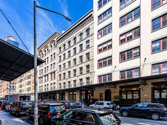 Plus de détails pour 31-33 N Moore St, New York, NY - Local commercial à louer