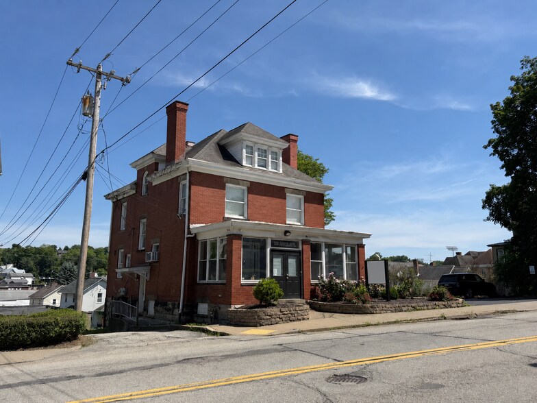 119 Arch Ave, Greensburg, PA à vendre - Photo de l’immeuble – Image 3 sur 18