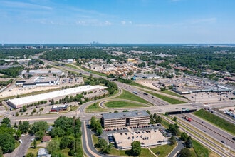 9801 S Dupont Ave, Bloomington, MN - VUE AÉRIENNE  vue de carte
