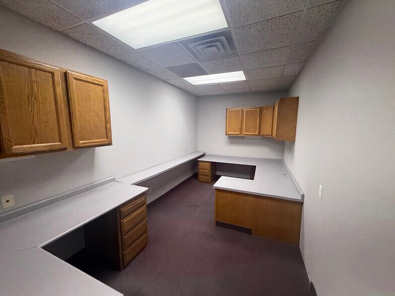 3625 Clyde Park Ave SW, Wyoming, MI à louer - Photo de l’immeuble – Image 3 sur 5