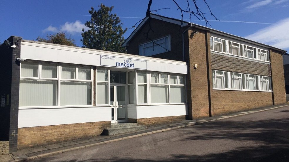 Kingsway, Luton à vendre - Photo principale – Image 1 sur 5