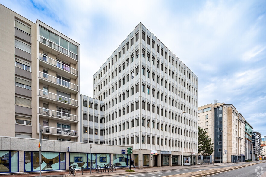 Bureau dans Lyon à louer - Photo principale – Image 1 sur 2