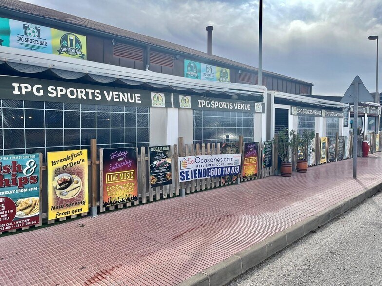 Local commercial dans Orihuela à louer - Photo de l’immeuble – Image 1 sur 41