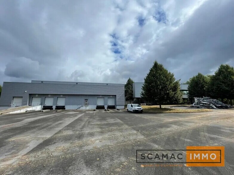 Bureau dans Wissous à louer - Photo de l’immeuble – Image 1 sur 10