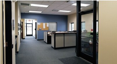 2681-2687 Industrial Row Dr, Troy, MI à louer Photo intérieure– Image 1 sur 3