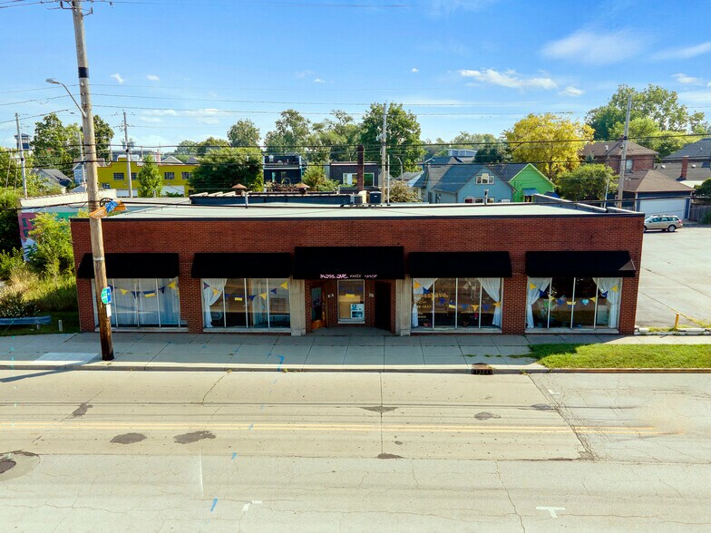 860 Virginia Ave, Indianapolis, IN à vendre - Photo de l’immeuble – Image 2 sur 6