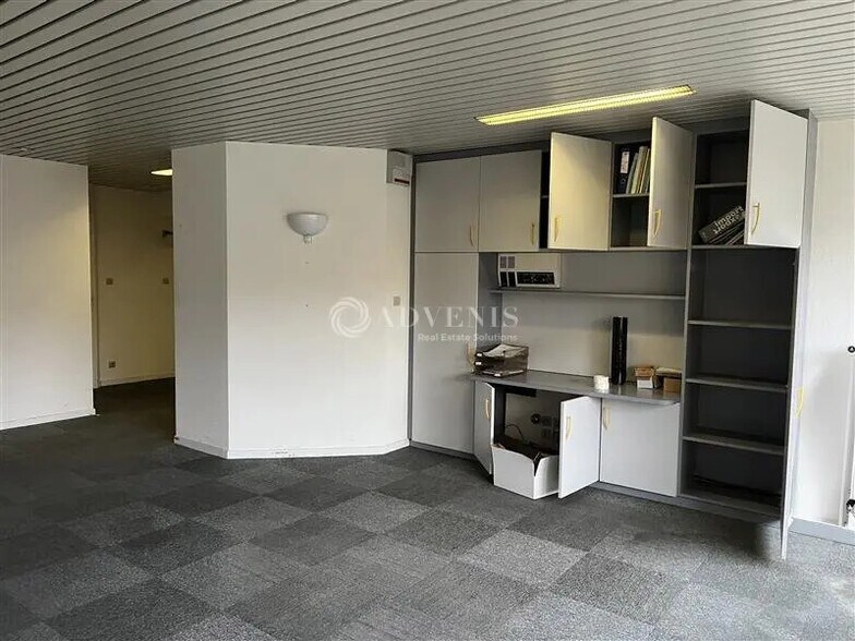 Local d'activités dans Obernai à vendre - Photo de l’immeuble – Image 3 sur 12
