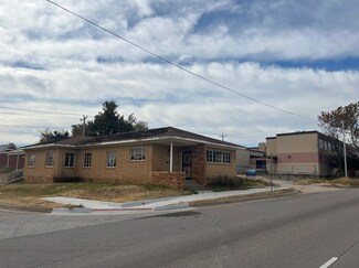 Plus de détails pour 628 NE 4th St, Oklahoma City, OK - Bureau à vendre