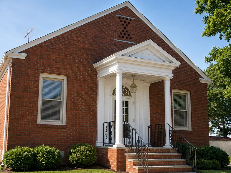 240-242 Lincoln Pl, Westbury, NY à vendre - Photo de l’immeuble – Image 1 sur 13