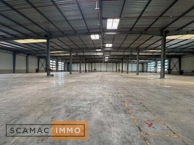 Plus de détails pour Bureau, Industriel/Logistique à louer