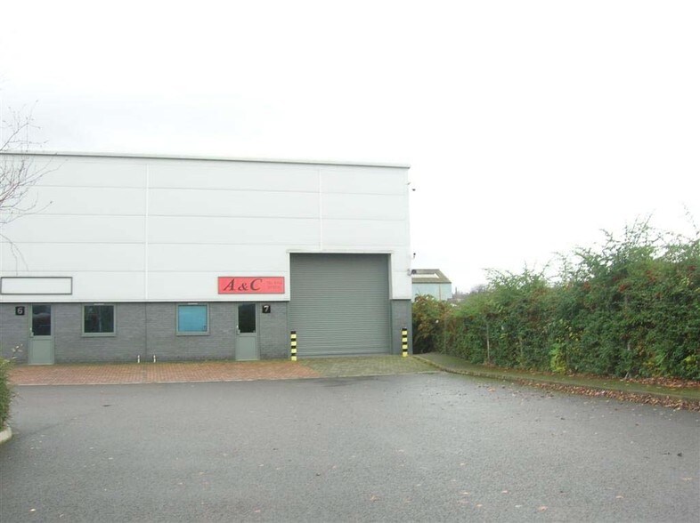 Starnhill Clos, Sheffield à louer - Photo de l’immeuble – Image 2 sur 2