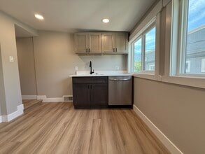 4212 S Highland Dr, Millcreek, UT à louer Photo de l’immeuble– Image 1 sur 7