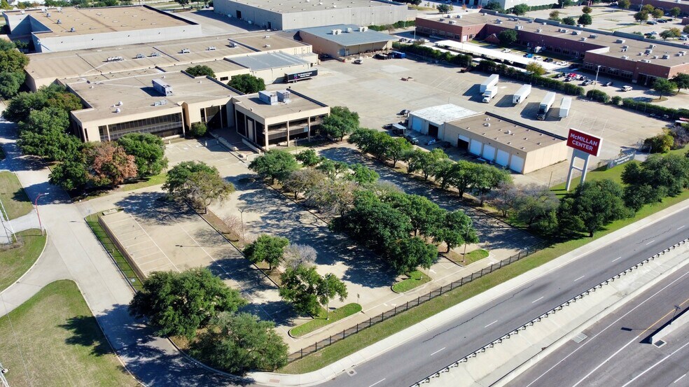 2550 McMillan Pky, Fort Worth, TX à louer - Photo principale – Image 1 sur 9
