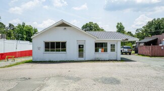 Plus de détails pour 580 Cornelius St, Hillsborough, NC - Local commercial à vendre