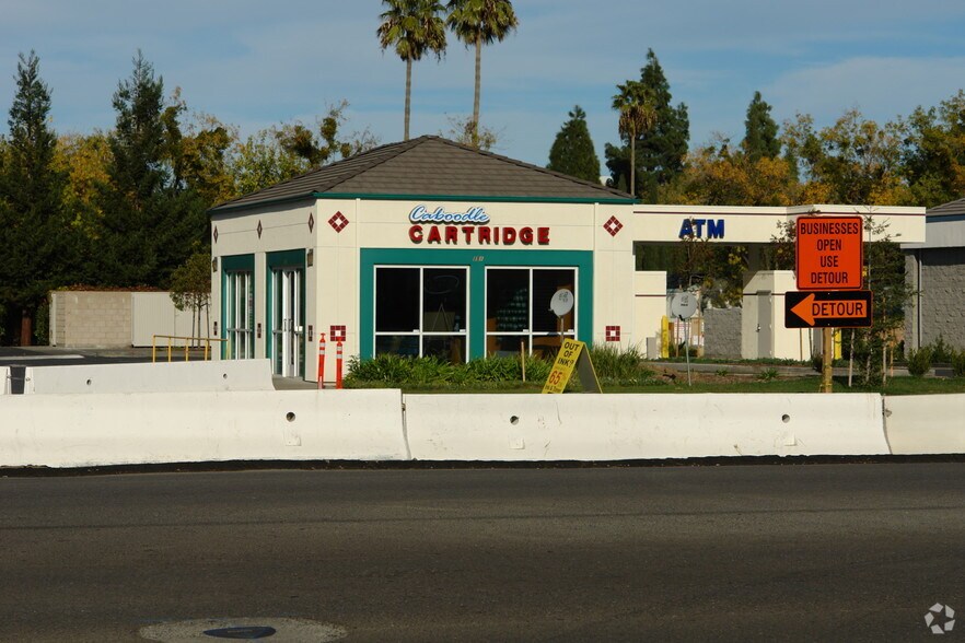 151 Elmira Rd, Vacaville, CA à vendre - Photo principale – Image 1 sur 4