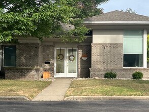 5963 Kentshire Dr, Kettering, OH à louer Photo intérieure– Image 1 sur 18