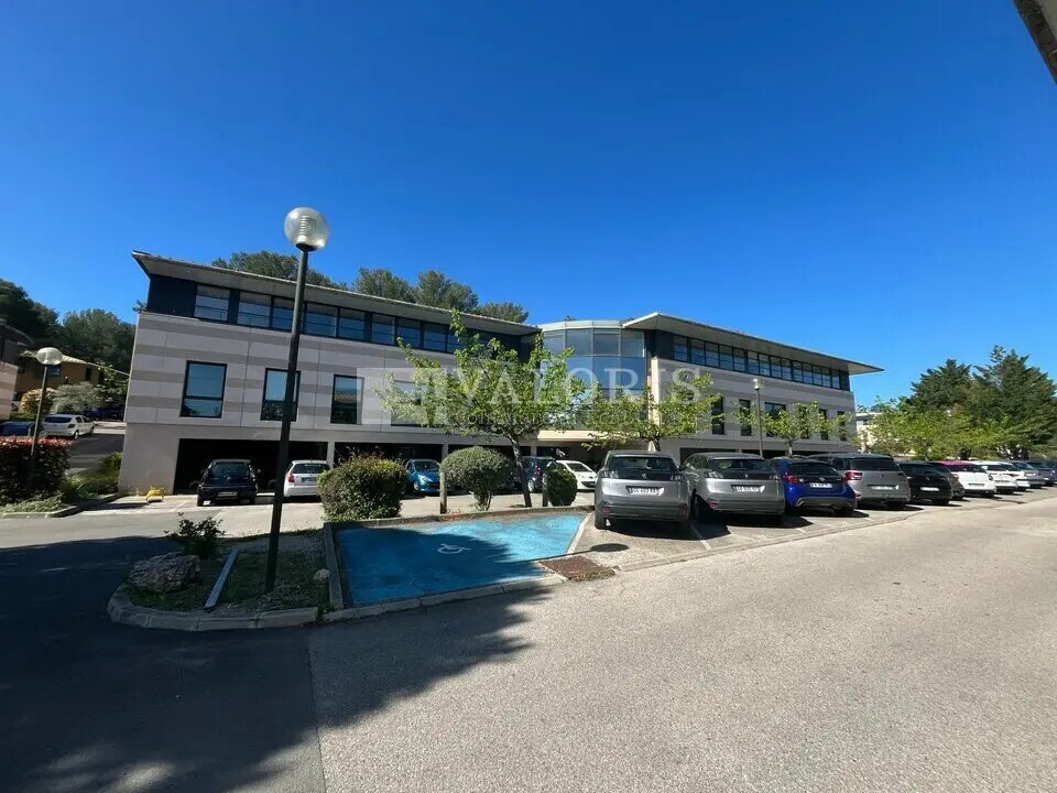 1330 Avenue Jean-René Guillibert Gautier De La Lauzière, Aix-en-Provence à louer Photo de l’immeuble– Image 1 sur 10