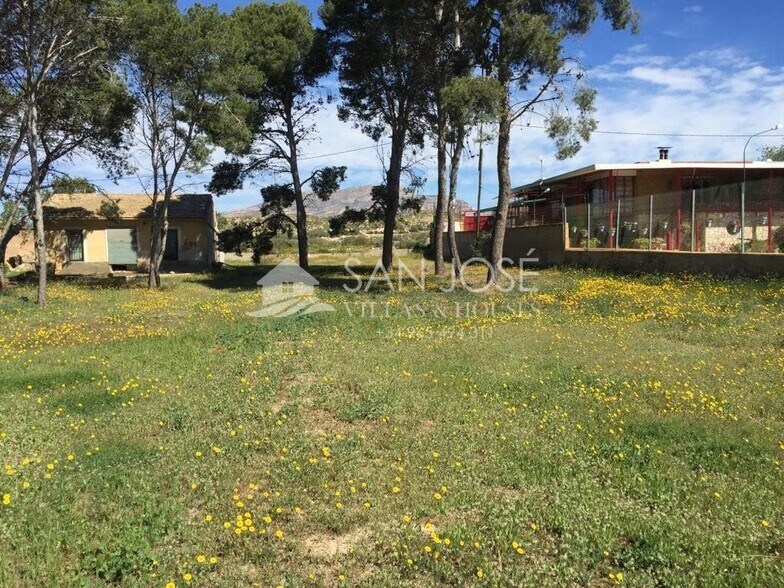 Terrain dans Monforte del Cid, Alicante à vendre - Photo de l’immeuble – Image 2 sur 5